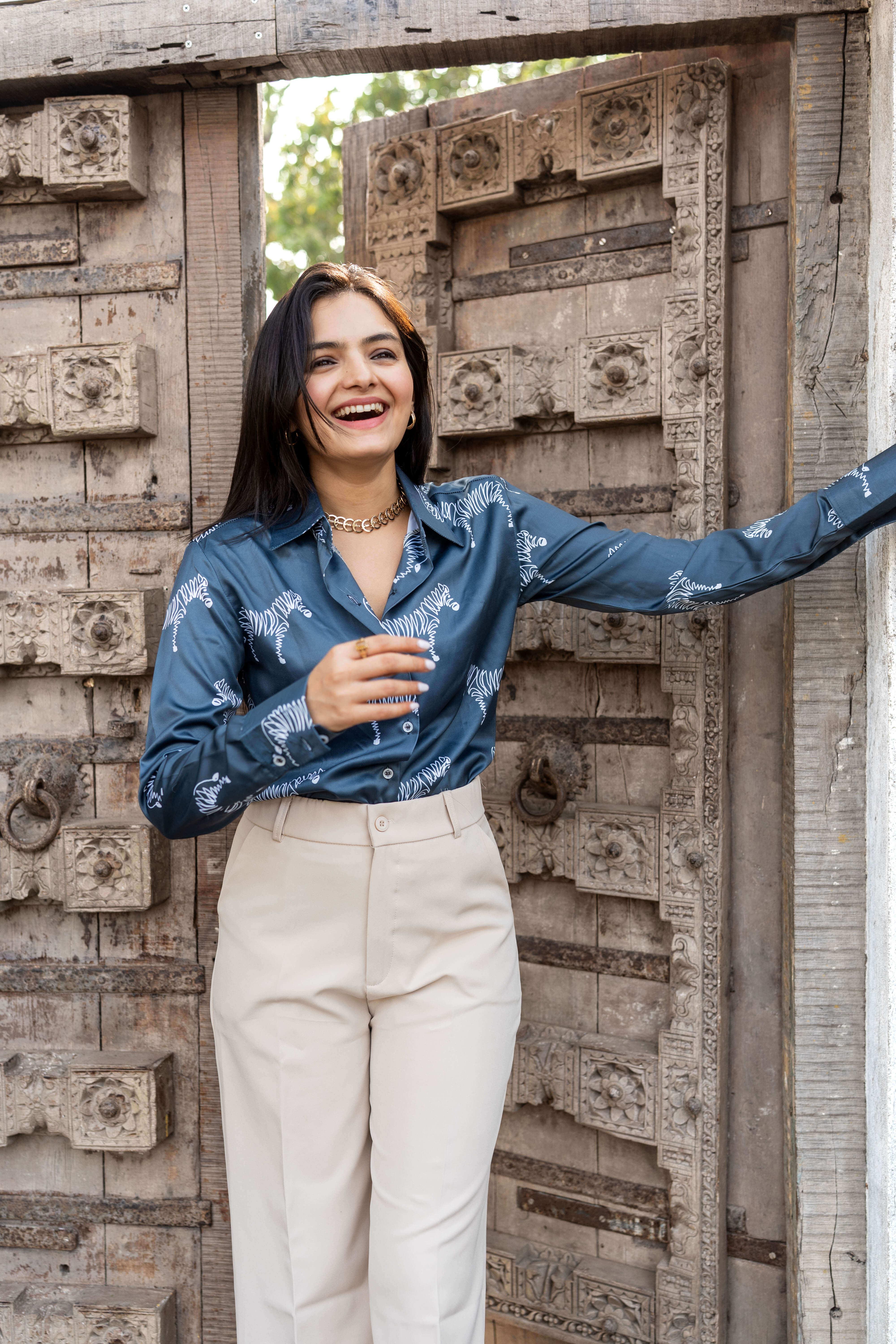 Buy Formal Shirts for Women in India | MatterBlue